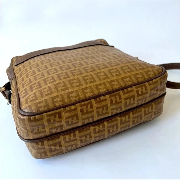 Vintage Fendi Zucchino Coated Canvas Crossbody Handbag - Picture 6 of 10